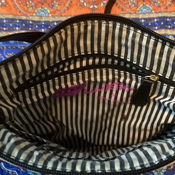 Luv Betsey by Betsy Johnson. Chic Black and Cream Quilted Shoulder Bag - Picture 5 of 8